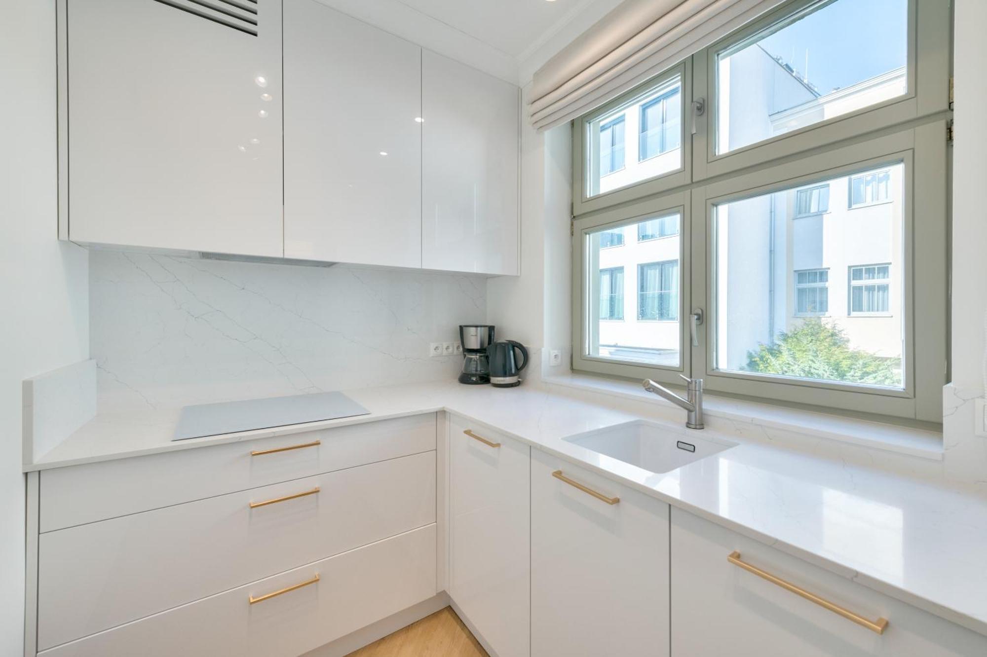 Apartment Dr - Sail *